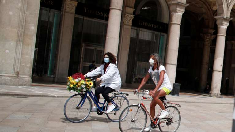 Ιταλία: Αύξηση κρουσμάτων και μείωση αριθμού νεκρών - Λιγότεροι ασθενείς στις ΜΕΘ