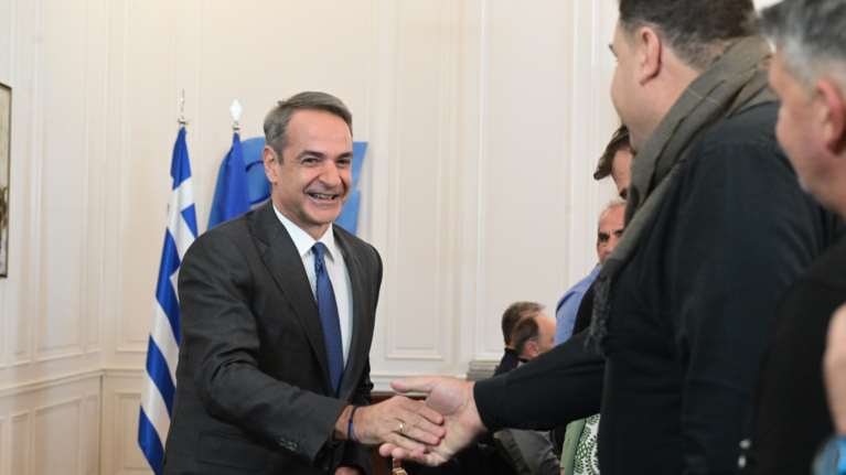 Μητσοτάκης για αγρότες: Μια κομματική μειοψηφία επιμένει στα μπλόκα - Δεν θα ανεχθούμε εκβιασμούς και παρανομίες