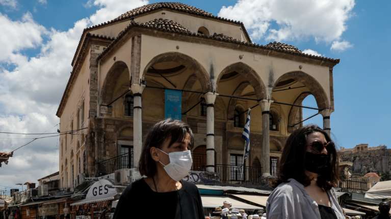 Μετάλλαξη Δέλτα: Καμπανάκι για επιστροφή στις μάσκες - Σε επιφυλακή για τοπικά ξεσπάσματα της πανδημίας το καλοκαίρι