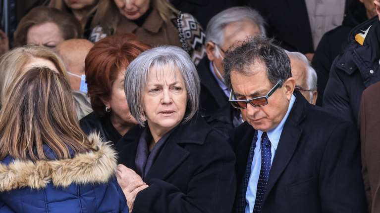 Αφαιρείται η εποπτεία της υπόθεσης των Τεμπών από τη μητέρα του Βασίλη Καλογήρου - Ποιος αναλαμβάνει