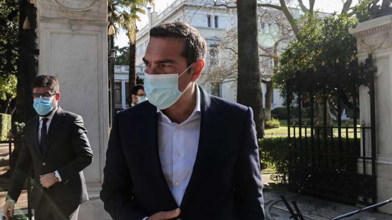 Τσίπρας: Ιστορική τομή η κατάργηση της πνευματικής ιδιοκτησίας για το εμβόλιο