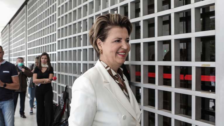 Θύμα χάκερς η Γεροβασίλη: Πήραν χρήματα από τους λογαριασμούς της, την ενημέρωσαν από την Τράπεζα την ώρα που τα &quot;σήκωναν&quot;