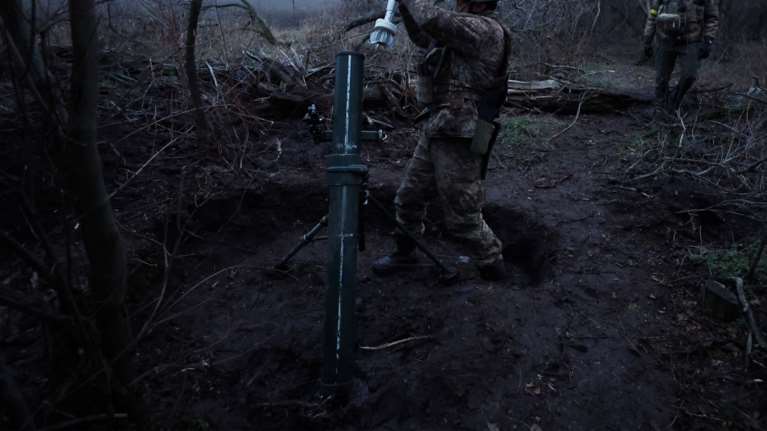 Πόλεμος στην Ουκρανία: Ο πρόεδρος της ρωσικής Δούμας θέλει να κατάσχονται περιουσίες όσων δυσφημίζουν τον στρατό