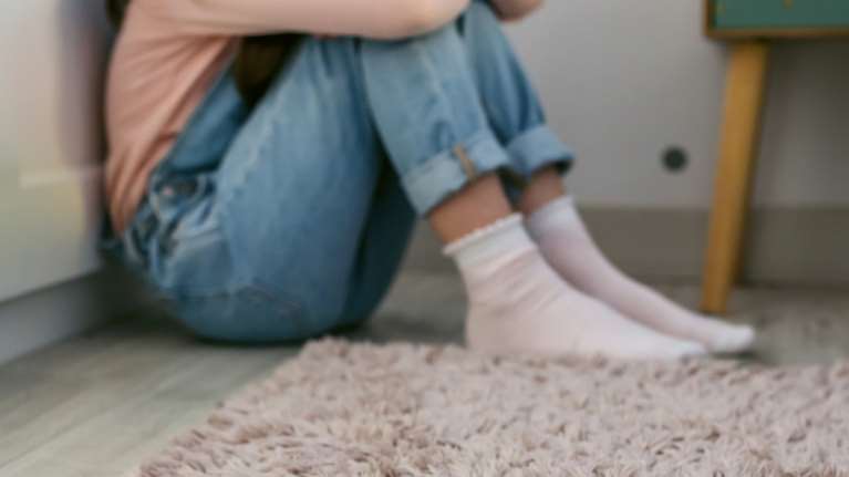 Κηφισιά: &quot;Μου έριξε κουτουλιά η μία κι η άλλη μου πήρε τα λεφτά&quot;- Συγκλονίζει η 15χρονη, θύμα της συμμορίας ανηλίκων