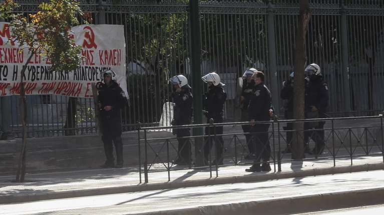 Πολυτεχνείο: Προετοιμάζονται οι αναρχικοί - Συγκέντρωση στις 14:00 στην Πλατεία Κλαυθμώνος