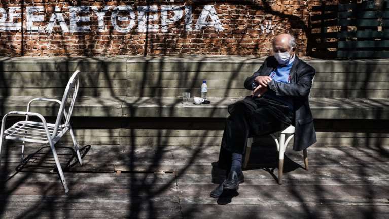 Κορονοϊός: 3.313 νέα κρούσματα σήμερα - 92 θάνατοι και 813 διασωληνωμένοι