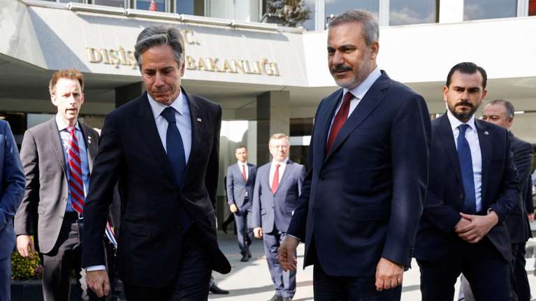 Πάγος στη συνάντηση Μπλίνκεν - Φιντάν στην Άγκυρα: Η γλώσσα του σώματος που πρόδωσε το ψυχρό κλίμα