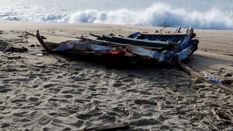 Λιβύη: Τουλάχιστον τέσσερις νεκροί σε ναυάγιο με μετανάστες στα ανοιχτά της Αλ Χουμς