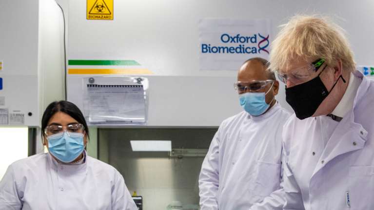 Αποκάλυψη &quot;βόμβα&quot; από Τζόνσον: Η μετάλλαξη του κορονοϊού είναι ίσως κατά 30% πιο θανατηφόρα