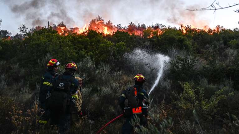 Πολύ υψηλός κίνδυνος για εκδήλωση πυρκαγιάς σε Αττική και Πελοπόννησο