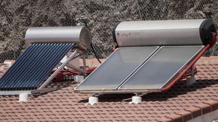 "Αλλάζω Σύστημα Θέρμανσης και Θερμοσίφωνα": Ολα όσα πρέπει να ξέρετε για το πρόγραμμα