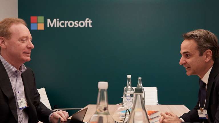 Microsoft: Μεγάλη επένδυση στην Ελλάδα ανακοινώνουν Μητσοτάκης - Σμιθ
