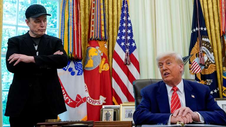 &quot;Βόμβα&quot; Μασκ για Τραμπ: &quot;Είναι στη λίστα Επστάιν&quot; - Άγρια επίθεση από τον μεγιστάνα μετά τα σχόλια του προέδρου των ΗΠΑ