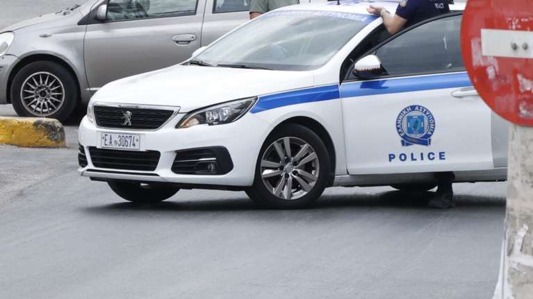 Διακοπή κυκλοφορίας στην Πανόρμου - Βρέθηκαν λάδια στο οδόστρωμα