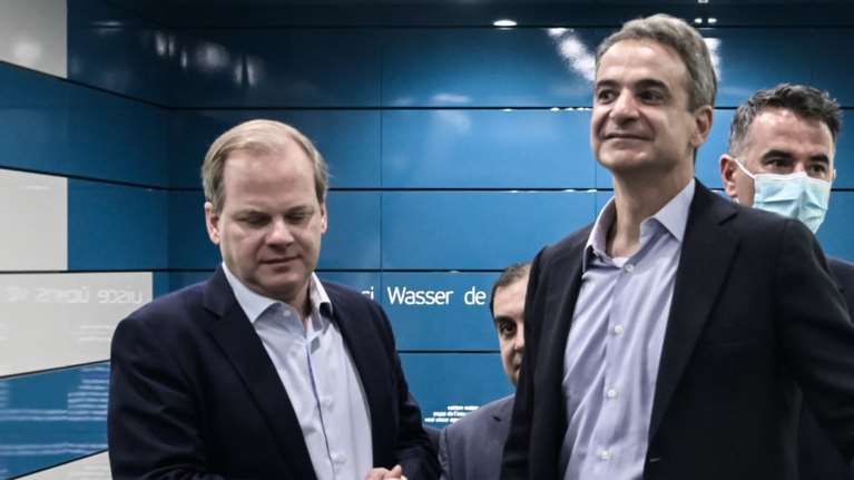 Κακούργημα ή πλημμέλημα για Καραμανλή; -  Σε νέο "σταυροδρόμι" για τα Τέμπη κυβέρνηση και Μητσοτάκης