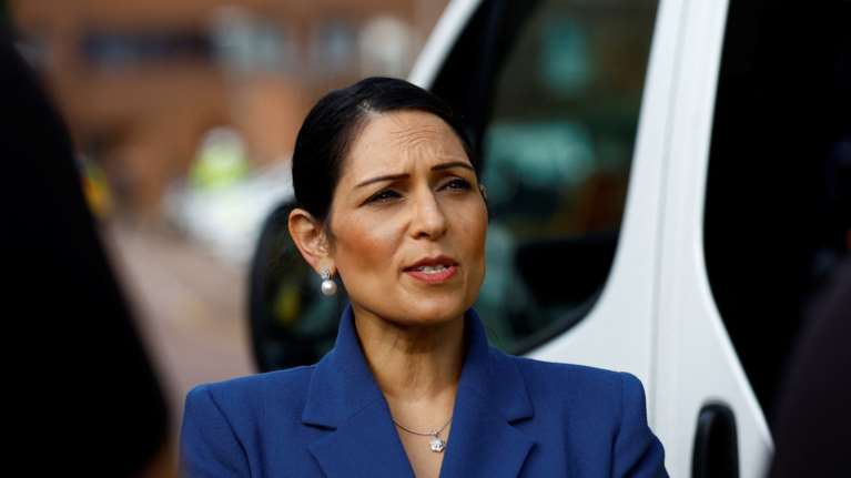 Βρετανία: Πρώτα &quot;σύννεφα&quot; για τη νέα πρωθυπουργό Λιζ Τρας - Παραιτείται η υπουργός Εσωτερικών