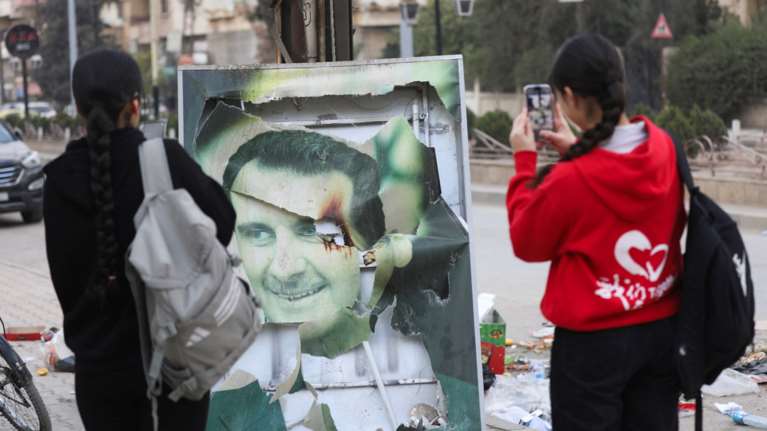 Συρία: Τέλος εποχής για το καθεστώς - Η επόμενη ημέρα μετά την πτώση του Άσαντ - Σε κρίση ο Πούτιν, οι επιλογές Τραμπ