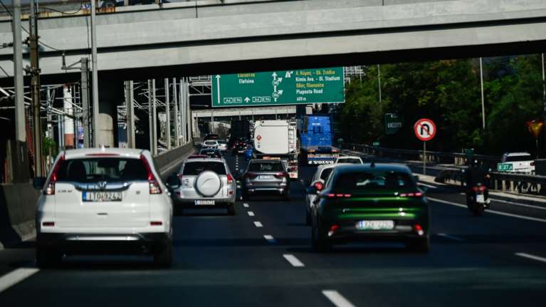 Κυκλοφοριακές ρυθμίσεις απόψε στην Αττική Οδό - Ποια λωρίδα κλείνει και σε ποιο σημείο