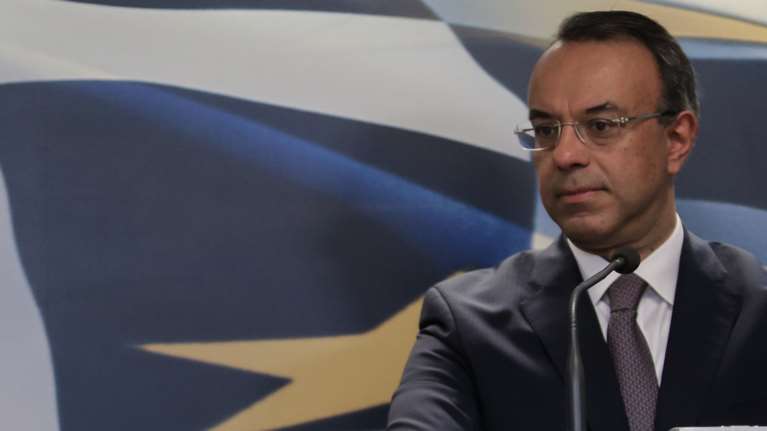 Ανακοινώσεις Σταϊκούρα για κορονοϊό: Αναστέλλεται η καταβολή ΦΠΑ και οι δόσεις στην εφορία