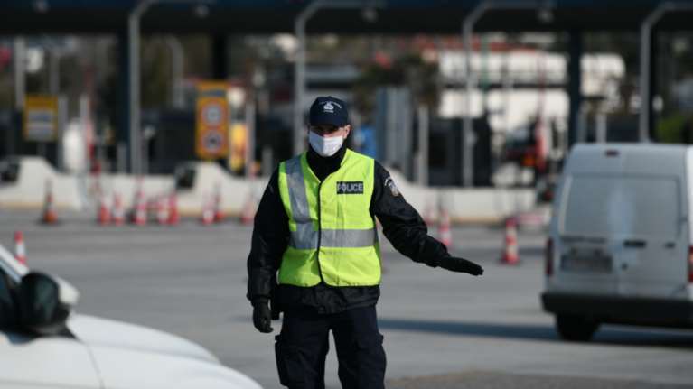 Οχι &quot;Πάσχα στο χωριό&quot; εισηγείται η κυβέρνηση - Μέχρι 2 οικογένειες στο σπίτι - Ανακοινώσεις πιθανόν το απόγευμα