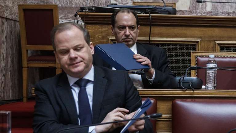 Τέμπη: Κακούργημα για Καραμανλή και Σπίρτζη φωτογραφίζει ο εφέτης ανακριτής - Οι καταθέσεις που τους "έκαψαν"