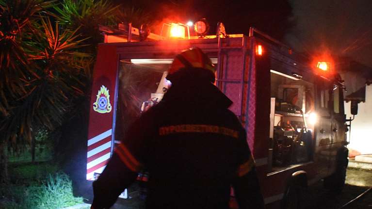 Φωτιά σε διαμέρισμα στο Μοσχάτο - Δεν υπάρχουν εγκλωβισμένοι