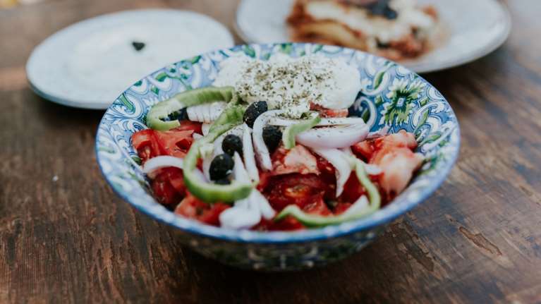 Μεσογειακή διατροφή: Τι σού προσφέρει και ποιοι είναι οι στόχοι της;