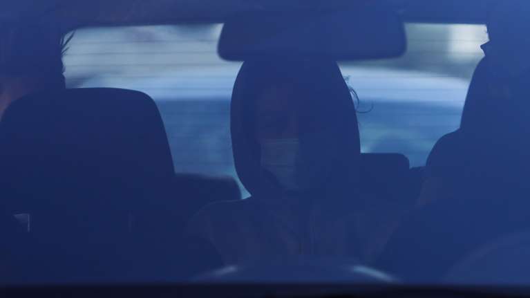 Κολωνός: Η 12χρονη είδε τη μητέρα της στη φυλακή - &quot;Εκλαιγαν όλοι, μέχρι και ο ψυχολόγος&quot;