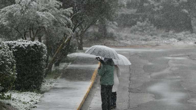 Εβδομάδα ψύχους με καταιγίδες και χαμηλές θερμοκρασίες - Τι είναι το πολικό ποτάμι που φέρνει χιόνια και στην Αττική