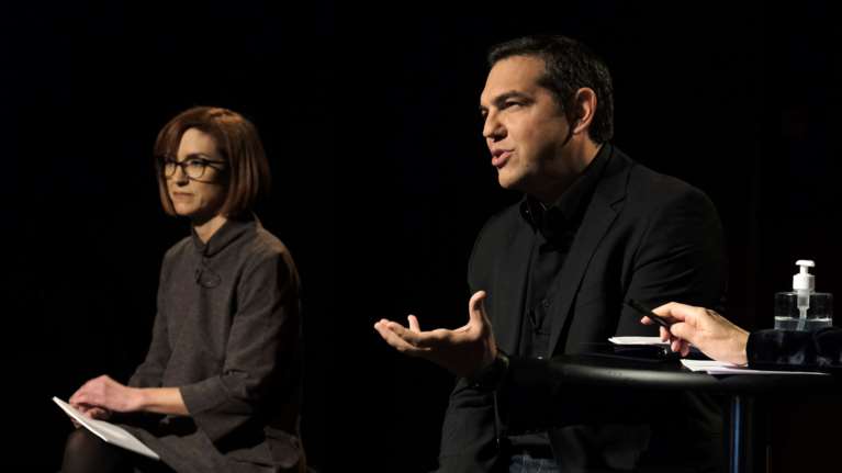 Σκληρή επίθεση Τσίπρα σε Μενδώνη: &quot;Σήμερα αυτογελοιοποιήθηκε, είναι προσωπικοί λόγοι οι βιασμοί;&quot;