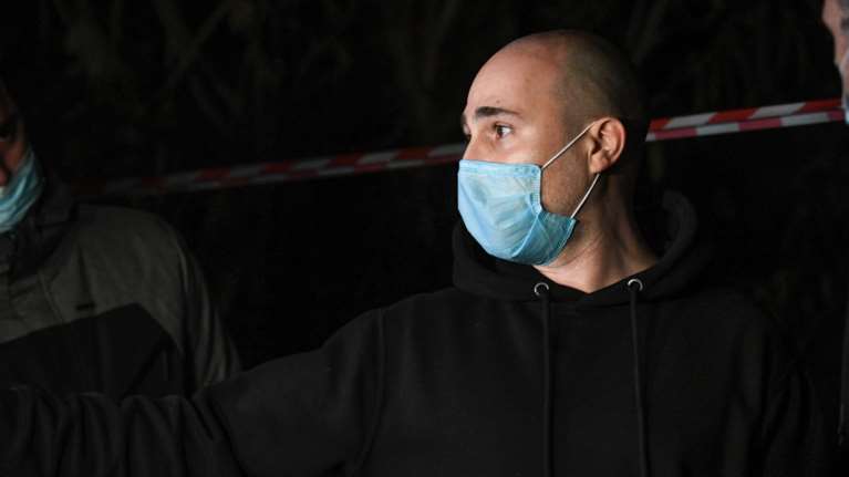 Εμπρηστική επίθεση στο σπίτι του Κωνσταντίνου Μπογδάνου - &quot;Τραμπούκοι εχθροί της φιλελεύθερης δημοκρατίας&quot;