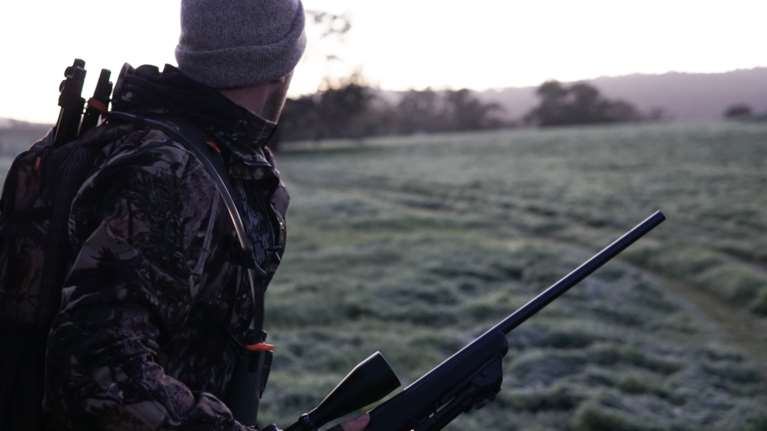 Τραγωδία με κυνηγό στο Παγγαίο: Γλίστρησε και αυτοπυροβολήθηκε, ενώ σημάδευε αγριογούρουνο