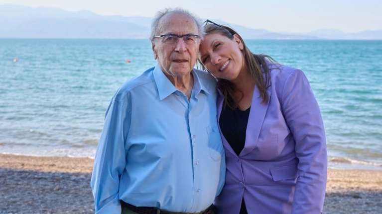 Η τρυφερή ανάρτηση της Ζωής Κωνσταντοπούλου για τα γενέθλια του πατέρα της