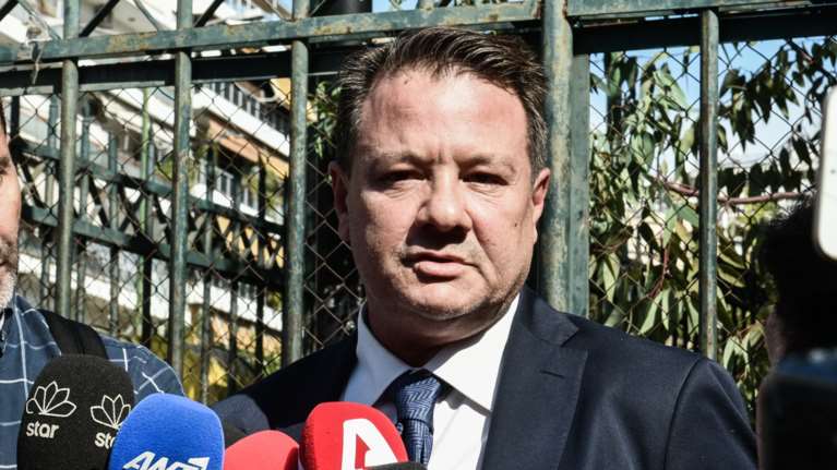 Λύτρας για αποζημιώσεις για τα Τέμπη: Οι συγγενείς των θυμάτων πρέπει να προσέξουν τι θα υπογράψουν