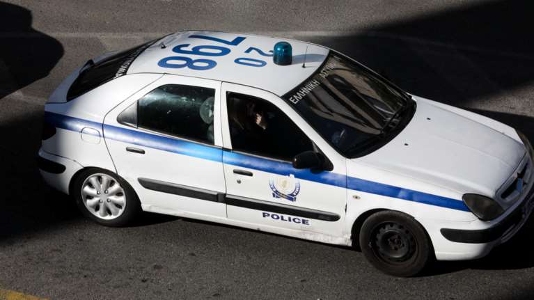 Φρίκη: Προσέλαβε 18χρονη για νταντά των παιδιών του και την βίασε - Συνελήφθη 31χρονος