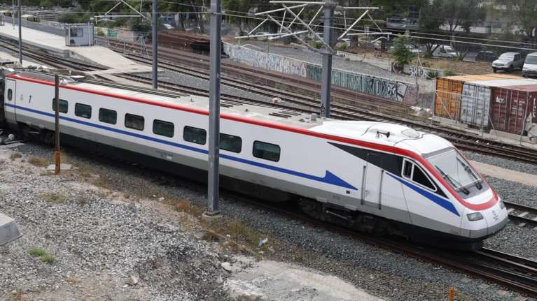 Παραλίγο νέα Τέμπη στην Πιερία: Τρένο θα έπεφτε πάνω σε ακινητοποιημένο συρμό του Προαστιακού- Αν και υπάρχει τηλεδιοίκηση