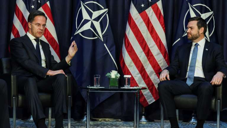 Διάσκεψη του Μονάχου: Ολα τα μάτια στον Βανς - Η σημαντική συνάντηση του Αμερικανού Αντιπροέδρου με Ζελένσκι για την Ουκρανία