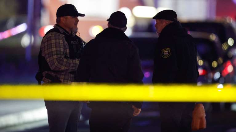 Μακελειό στην Καλιφόρνια: 4 νεκροί και 10 τραυματίες από πυροβολισμούς σε παιδικό πάρτυ γενεθλίων