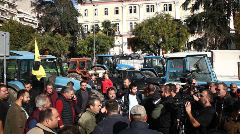 Οργή των αγροτών για τις καθυστερήσεις στις πληρωμές - Επιχείρηση &quot;κατευνασμού&quot; από το Μέγαρο Μαξίμου