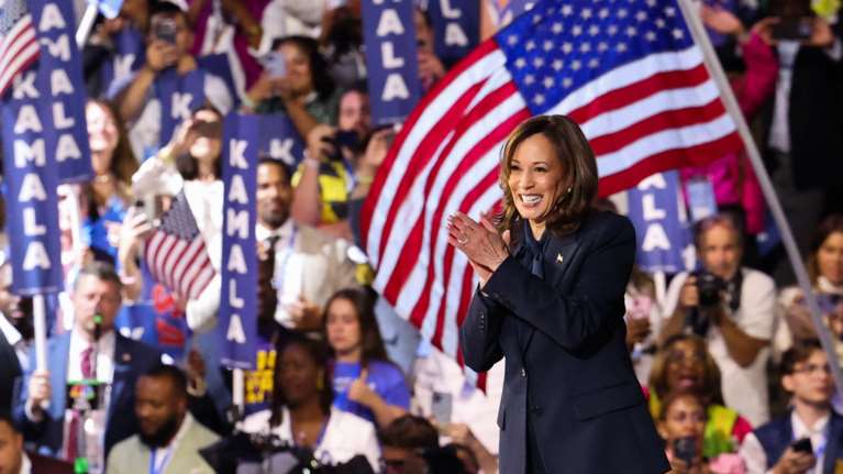Η Κάμαλα Χάρις αποδέχθηκε το χρίσμα των Δημοκρατικών - &quot;Θα γίνω πρόεδρος για όλους τους Αμερικανούς&quot;