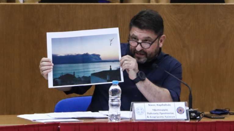 Χαρδαλιάς: Η παραίτησή μου είναι στη διάθεση του πρωθυπουργού - Αντιμετωπίσαμε 586 πυρκαγιές