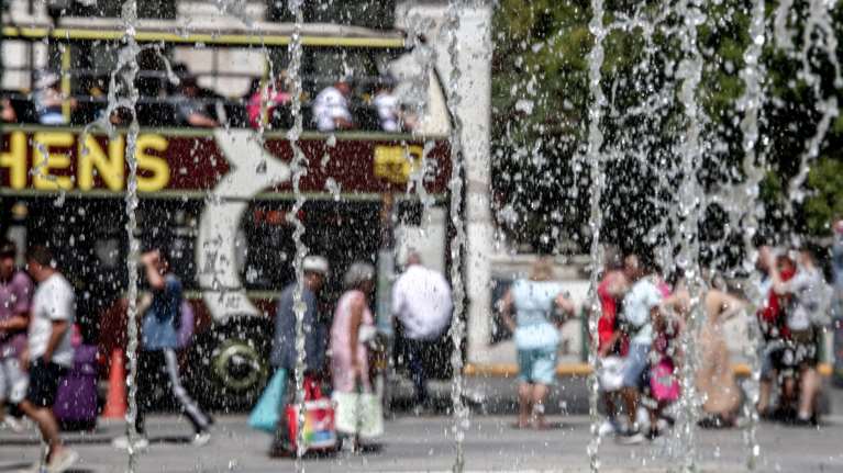 Καιρός: Ερχεται ζέστη διαρκείας με 36άρια - Ποιες θα είναι οι πιο θερμές ημέρες, πότε θα δροσίσει ξανά