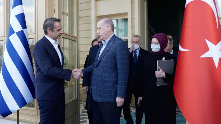 Στη Θεσσαλονίκη ο Τούρκος υφΥΠΕΞ εν μέσω απειλών Ερντογάν στα ελληνικά - Παρόντες Σολτς και η ηγεσία της ΕΕ
