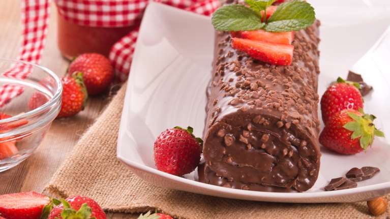 Σοκολατένιος, νόστιμος και παγωμένος κορμός σοκολάτας - Ο,τι πρέπει για το καλοκαίρι