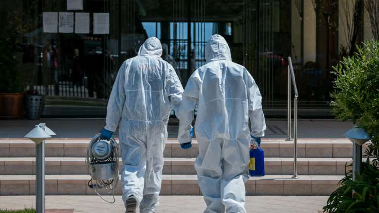 Βόλος: Συναγερμός σε γηροκομείο με 35 κρούσματα κορονοϊού – Στο νοσοκομείο 11 ηλικιωμένοι