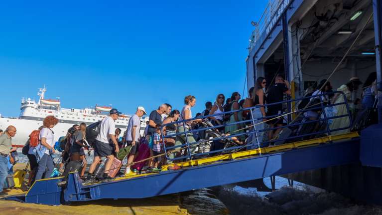 Νέες εκπτώσεις έως 30% στα ακτοπλοϊκά στις γραμμές Πειραιάς - Κρήτη