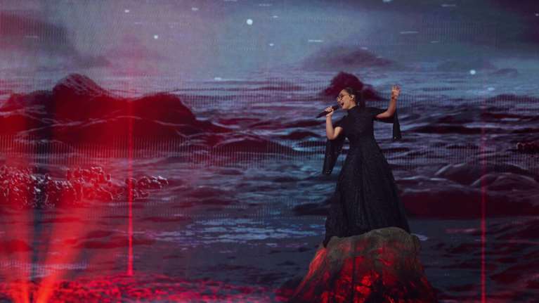 Eurovision: Εντυπωσίασε η Klavdia με την &quot;Αστερομάτα&quot; - Καταχειροκροτήθηκε από το κοινό [βίντεο]