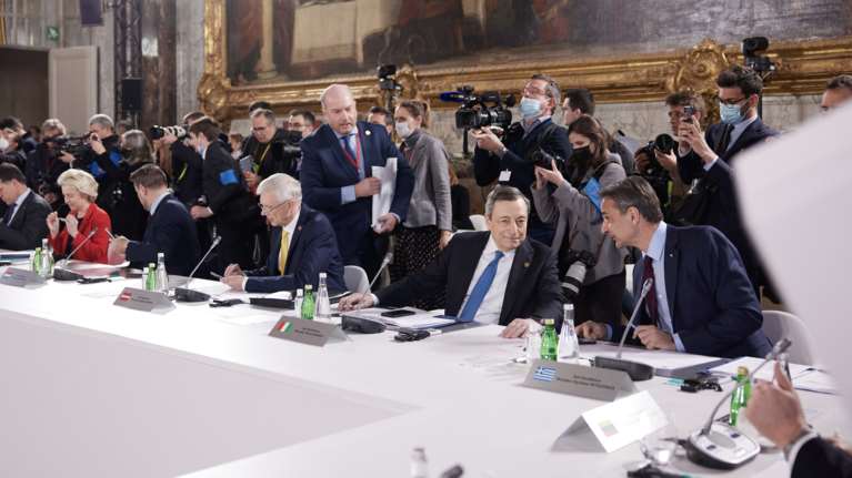 Σύνοδος Κορυφής: Γερμανογαλλική σύγκρουση για το ευρωομόλογο - Στο τραπέζι οι προτάσεις Μητσοτάκη για πλαφόν στο φυσικό αέριο