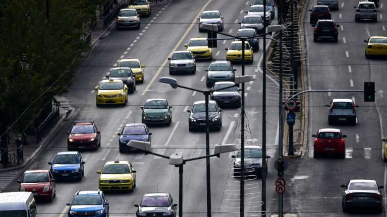 Αλλάζουν όλα στα τέλη κυκλοφορίας από το νέο έτος - Αυτή είναι η νέα κλίμακα υπολογισμού