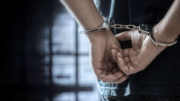 Κρήτη: Στη φυλακή ο 63χρονος Γυμνασιάρχης που κατηγορείται για βιασμό 16χρονης μαθήτριας - Φίλος της οικογένειά της